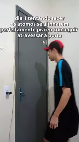 qual a chance de dar certo? sei que é possível... #meme #ironia #atomo #fypシ゚ #probabilidade 