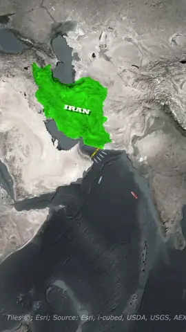 US Navy hit Iranian vessel in Gulf of Oman . #usa #israel #latestnews #cesefire #iran 