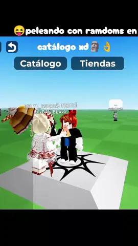 peleando con ramdoms en catálogo de avatar xd 🗿👌#parati #robloxfyp #catalogodeavatar #tocino #papeada 