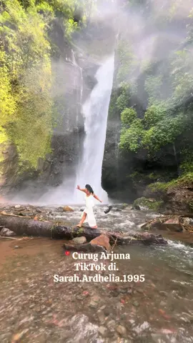 📍Curug Arjuna  The bigges waterfall in Indonesia  #tiktoksarahardhelia #fenomena #explore #sangpetualang #viraltiktok 