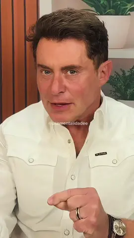 @Fábio Teruel  Por mais que o inimigo tente se levantar, Deus é maior e já está à frente da sua batalha. Nenhuma força contrária pode impedir o que Ele determinou para a sua vida. Permaneça firme, a vitória já está sendo preparada. 🙏✨ #fabioteruelfy   #oracao   #foryou