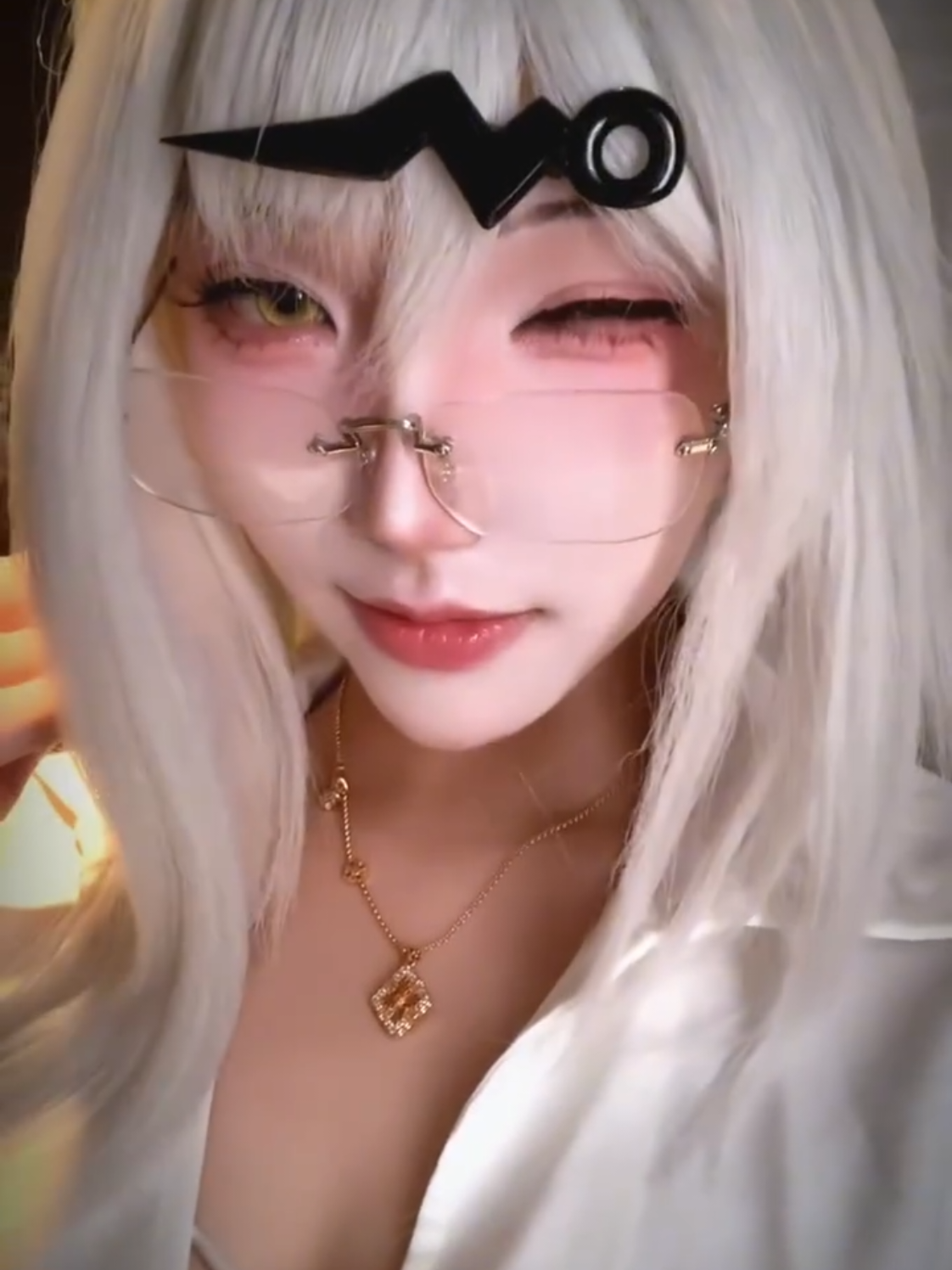 在看哪呢#御姐 #白毛 #反差 #女友视角 #绝区零   【睏睏葵】