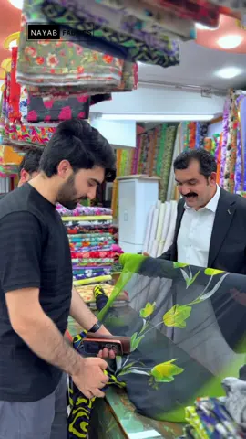 Foodie Owais & Foodie safi visit Nayab Fabrics for Shopping 🛒 | Gulwali Khan #nayabfabrics #gulwalikhan #peshawar #fabrics #ladiesvariety