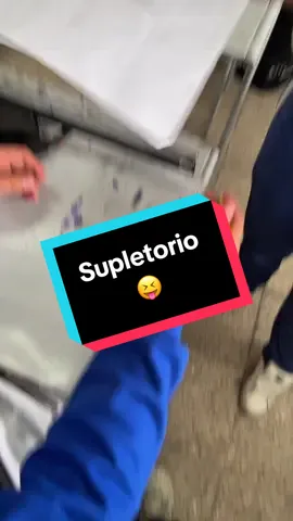 Algo improvisado 😅 @enchufetv #paratii #elmejorcurso #promo26 #3ro #