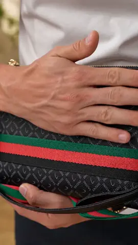Trendy Men's Crossbody Bag, Versatile Shoulder Bag, High-End Women's Envelope Bag, Geometric Pattern, All Seasons Fashion Accessory #handbags #versatilepurse #fashionbags #bestcrossbodybagfortravel #handbagessentials #crossbodybagstyle #baglover👜 #summerhandbags #gucciboatpochette #portlandleathercrossbody