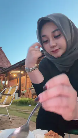 Semoga di kesekian kalinya ini tidak merasakan sakit yang smaa