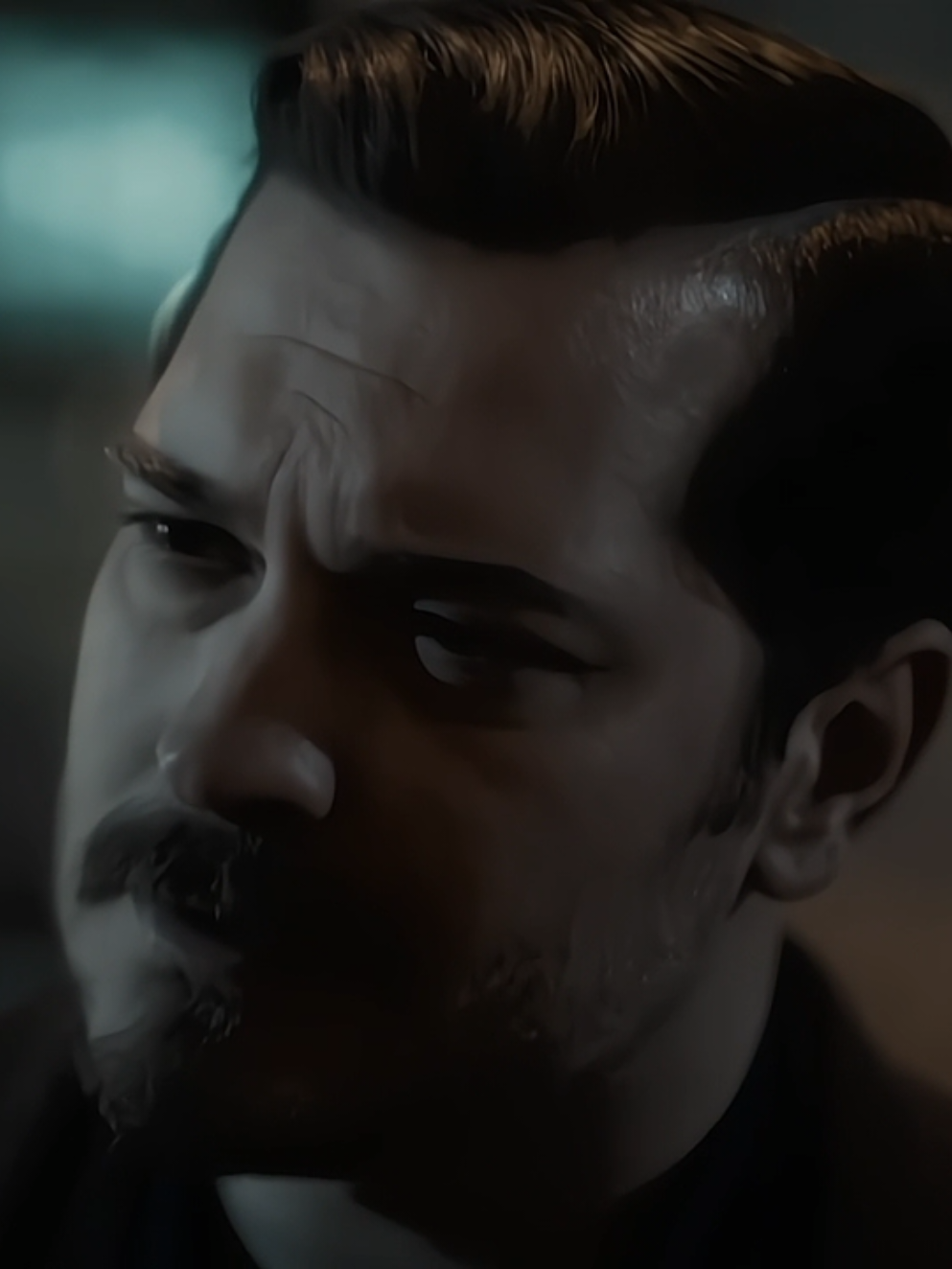 Ayrılık. #eşrefrüya #eşsan #çağatayulusoy #keşfetbeniöneçıkar #keşfetteyizzz 
