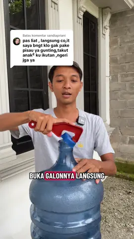 Membalas @sandiapriani emang wajib punya, minimal punya satu dirumah! #pembukatutupgalon #bukagalon #alatbukagalon #pembukagalon #alatbukatutupgalon 