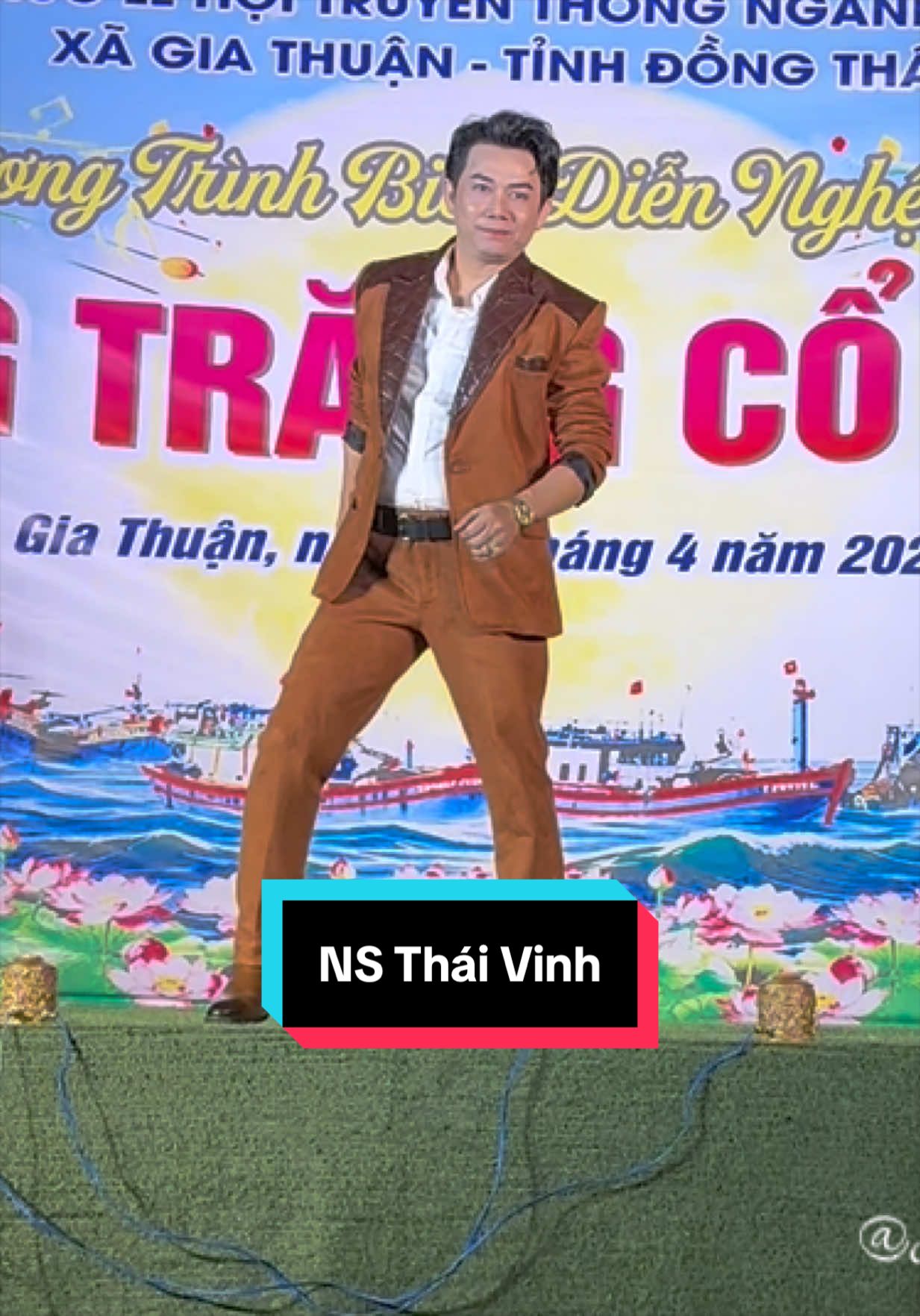 NS Thái Vinh hát tại lễ hội lăng ông Nam Hải Vàm Láng, Xã Gia Thuận, Tỉnh Đồng Tháp tối 25/04/2026(Nhằm 09/03/Bính Ngọ) #langongnamhaivamlang #thaivinh #nsthaivinh #thaivinhbinhtinh #cautuhodang 