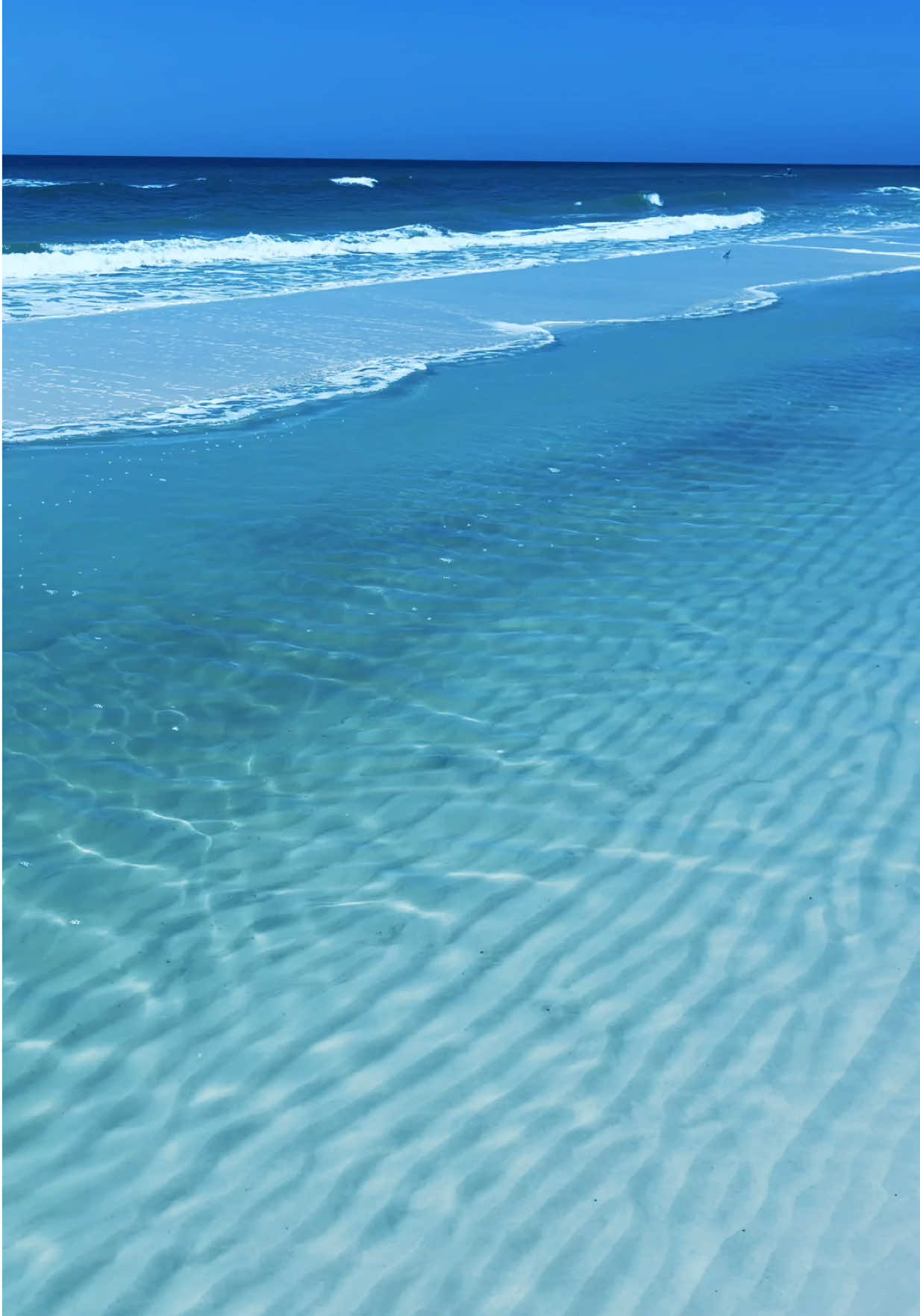 The kind of calm that stays with you🌊