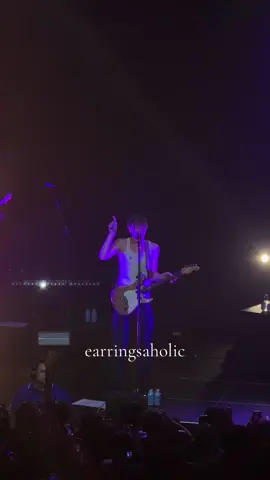 we miss you in sydney malcolm #earrings #malcolmtodd #concert #live #fyp 