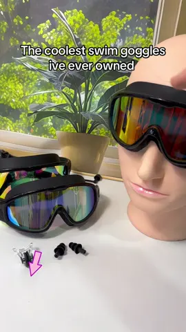 These clip on goggles will be so useful this summer to avoid all the tears #swimming #goggles #pool #fyp #swimgoggles 