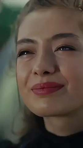 عمرك لحظة ما نزلتيني لأ بالعكس♥😍🫂 أنا بيكي عليت ولا بعتيني ولا خذلتيني وبتديني أكثر ما إديت قبل ما بنده لك بتجيني ظهري وسندي لو إتهزيت نصي الثاني اللي بيفهمني قبلك عمري ماهوش محسوب #عمرك_لحظة_مانزلتيني #احمد_سعد_قادر_اكمل  #نيهان_كمال  #endlesslove22  #نصي_التاني_اللي_بيفهمني 