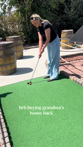 Tag shooter mcgavin #happygilmore #minigolf #holeinone 