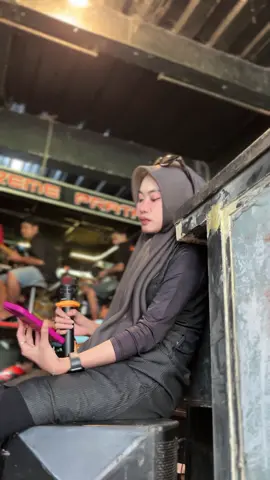 Sing ingeta ning masa susah, bokat besuk nemu bahagia - Lakon Urip #xtremepratamaold #promusmedia #tarling_indramayu_cirebon #tarling #angkringanwakaji_ekadwiwahyuni 