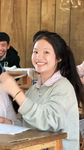 ตั้งใจเรียนนะน้อง