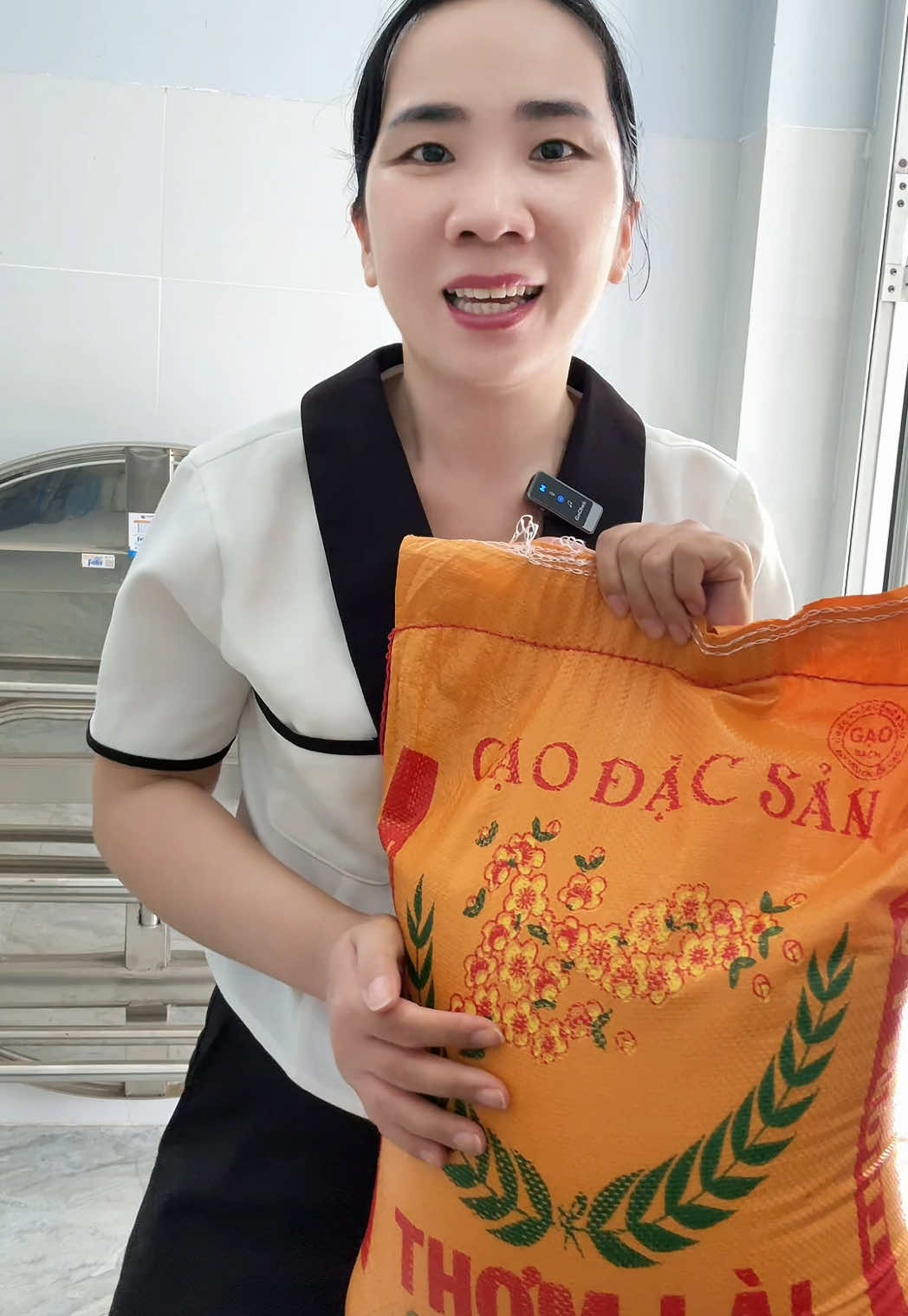Gạo hương Lài Như Ngọc bao 10 kg đang được trợ giá tốt #giadinhcotulongan #gạo #gaohuonglai #gaonhungoc 