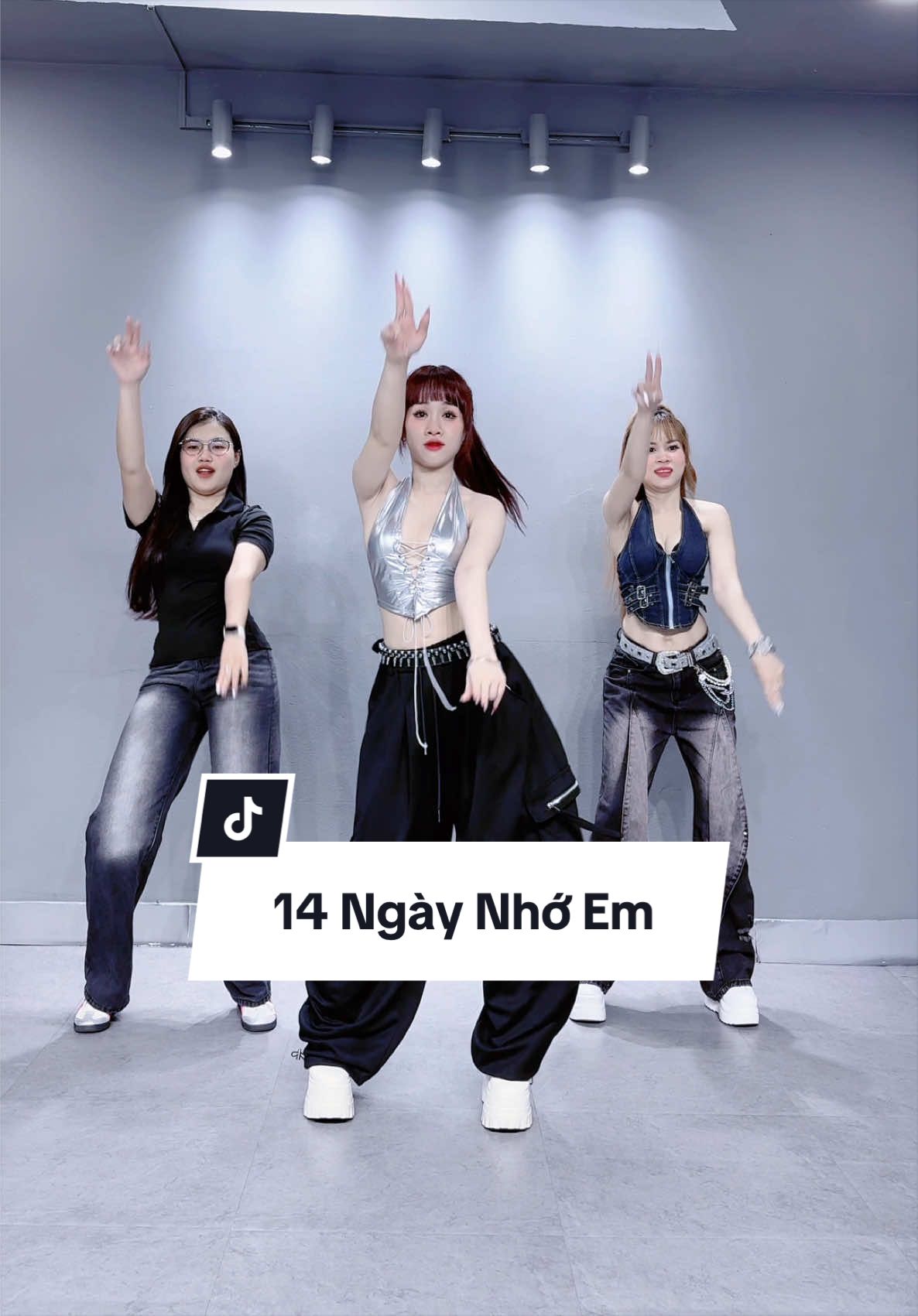 14 ngày nhớ em❤️(dc:@Quắnn là Quânn)#xuhuong #tiktoktrend #daynhaygovap #hocnhay #dancebar 