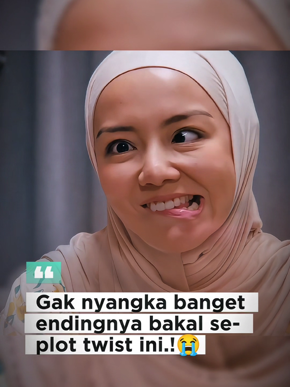 Gak nyangka banget endingnya bakal se-plot twist ini..! 😭  Siapkan tisu sebelum nonton part ini sampai habis. yuk segera tonton film nya hanya di VIU.!!✨ #AkuPilihPelangidiViu #Pvtk #Sorotan #FYP #film 
