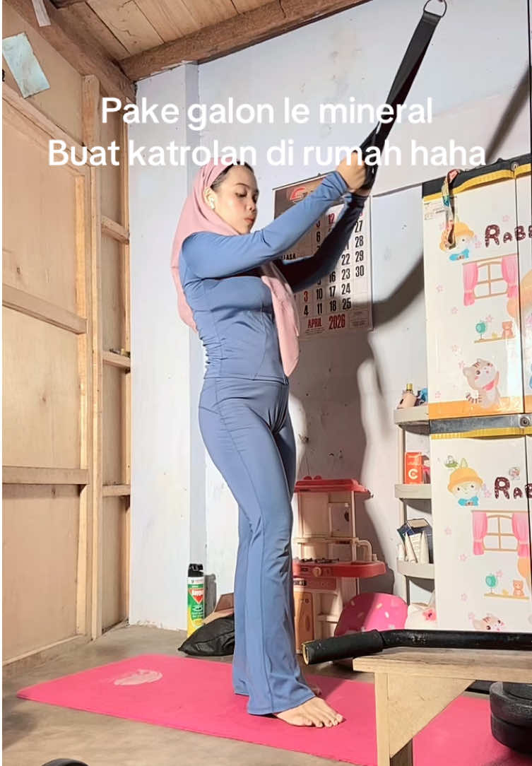 #workout #homegym #olahragadirumah #mamahmuda #olahragatiktok 