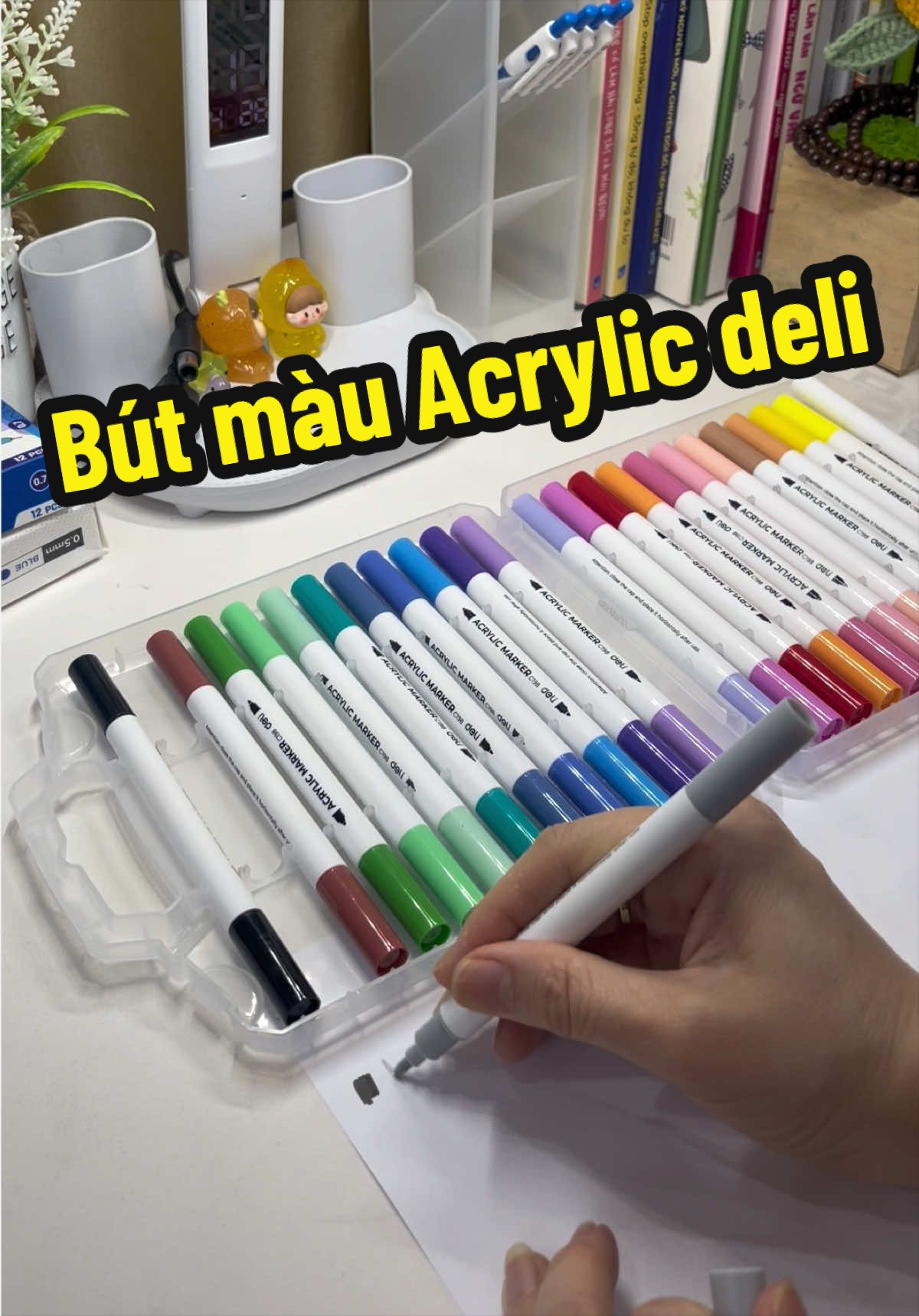 Mua bút này nhà deli xinh lắm! Thoả sức sáng tạo luôn! #delivietnam #butmau #butmaudeli #acrylic #butmauacrylic 