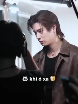 ở với người pẹc pẹc suốt ngày nên mình cũng pẹc pẹc=))) kéo theo cái kiểu hỏi tới là giả ngơ nữa, đính kèm filter xinhiu nhỏ xíu 🤏🏻🎀 #pondphuwin #pondnaravit #phuwintang #xuhuong #soltipi_team🐬 