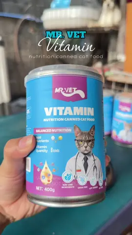 Affordable but paw-approved 🐾 Try it now! #cat #catsoftiktok #pet #wetfood #mrvet 