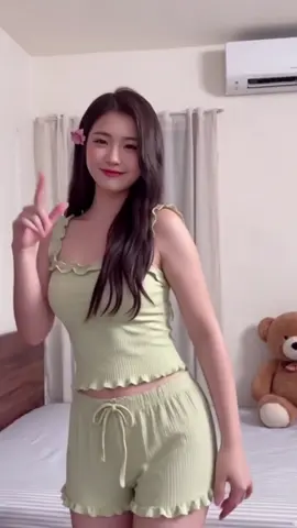 Nghe tới tên là dính luôn 💃🔥 Xem hết rồi nhớ follow Mị nha 👀 #mithichnhay #anhbangremix #nhaytiktok #dancecover #xuhuong #fyp 