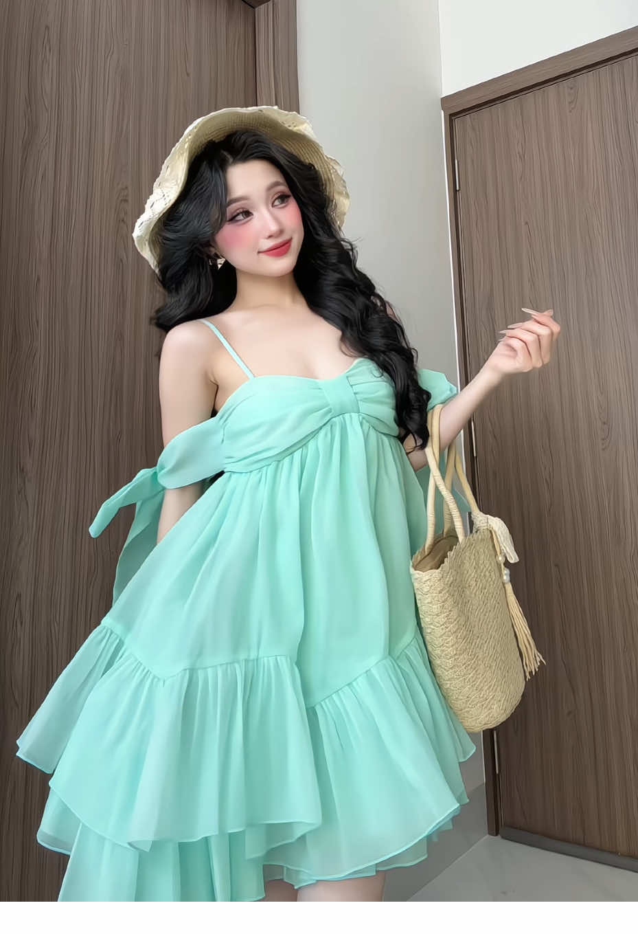 Mặc mẫu này đi biển là đúng bài lunn #phươngthuyne #vaynu #vaydibien 