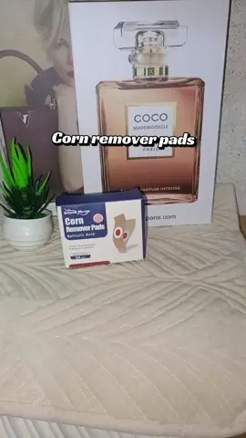 Easy to use goodbye warts or kulugo  #cornremoverpads  #wartsremover  #southmoon 