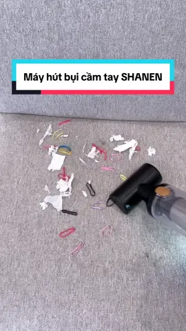 Em máy bụi cầm tay SHANEN này giá thành dễ tiếp cận mà lực hút rất là mạnh luôn, phù hợp dùng trong gia đình hoặc xe ô tô gia đình. Mỗi nhà đều nên sắm 1 cái nha cả nhà, chân ái giải phóng sức lao động lắm luôn #moneydunggi #mayhutbuikhongday #mayhutbuicamtay #mayhutbuicamtayshanen #shanen 