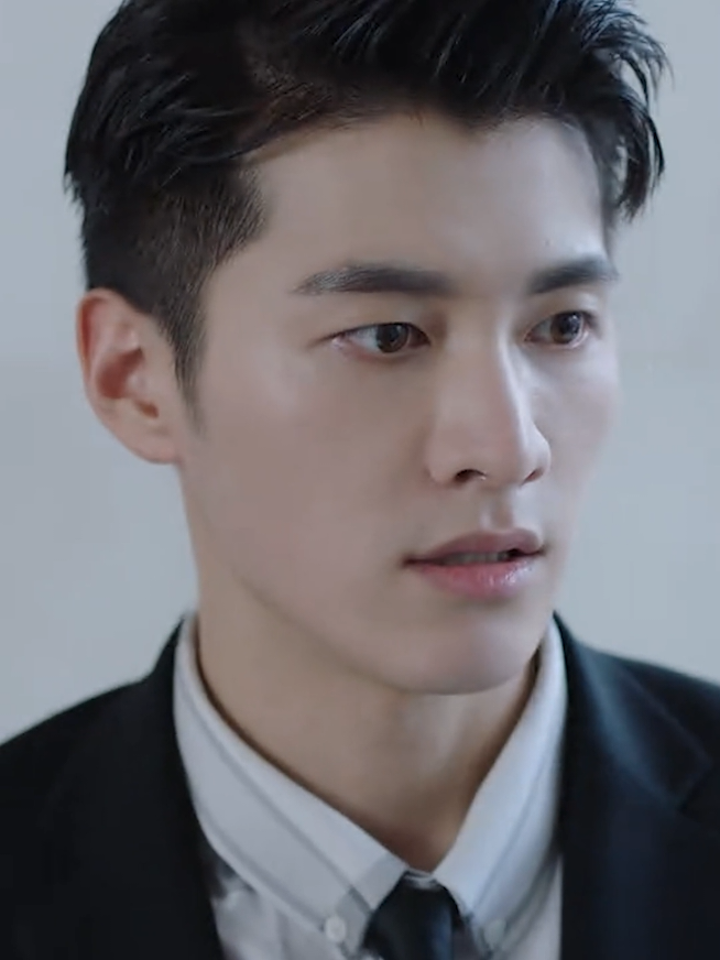 Every time they meet is so dramatic.🤣 #cdrama #jinze #wumansi #beginagain #CJHKSLA 