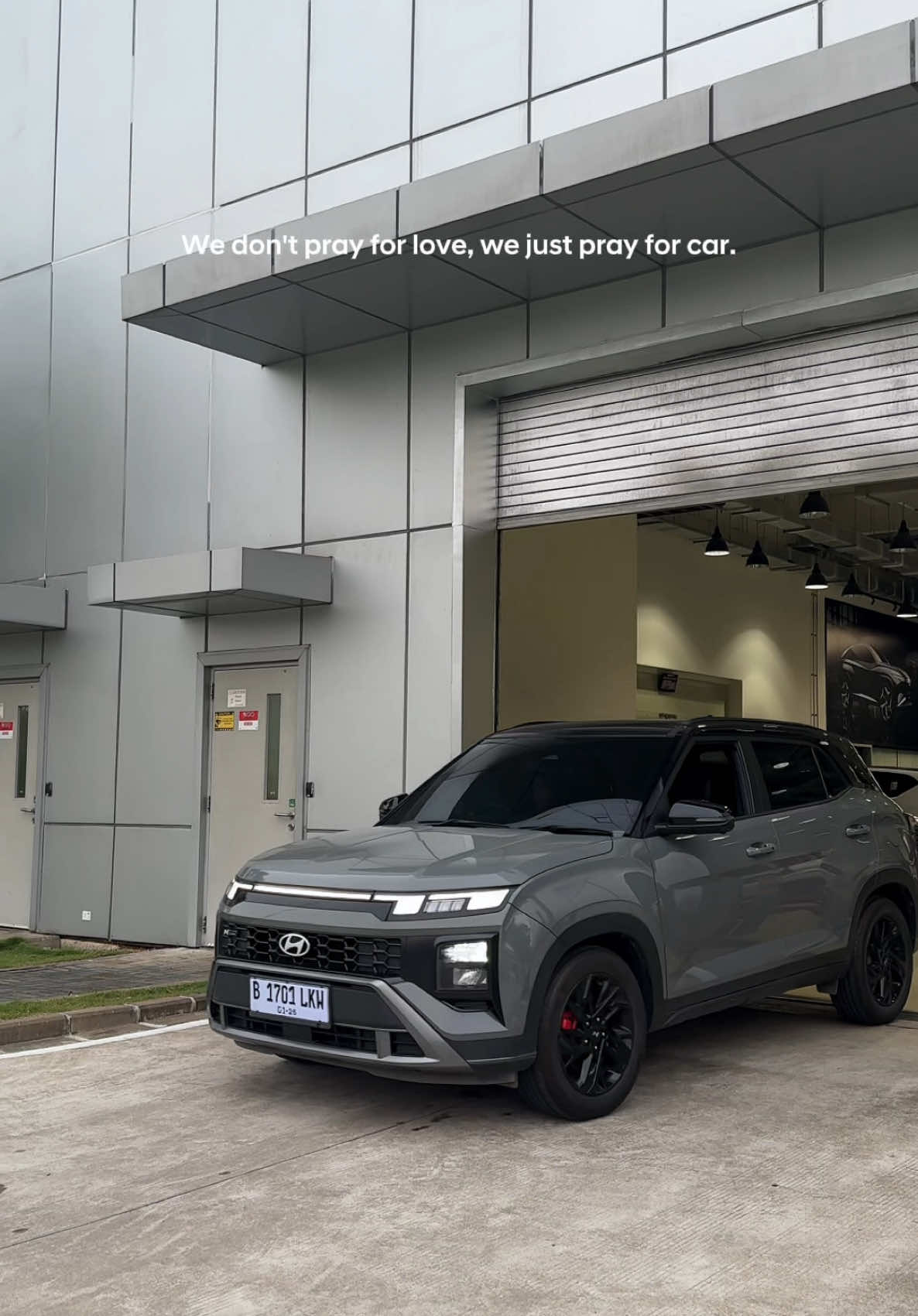 Kalo kata The Weekend, we just pray for car🙏🏻  Officially join Hyundai girl yang bawanya CRETA N Line sehari-hari🎀🫰🏻 #hyundai #lifeathmmi #hyundaimotormanufacturingindonesia #fyp 