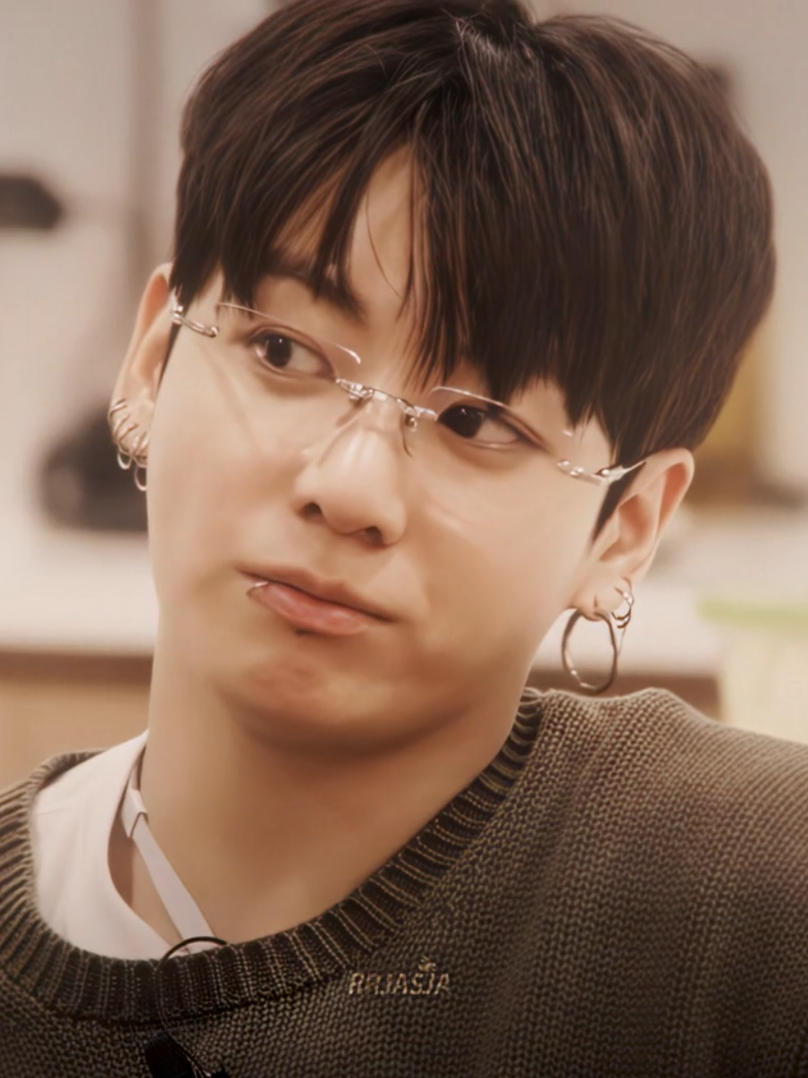 husband material ♡ #jungkook #jungkookedit #bts #kpopfyp #jkbts Run BTS 2.0 Jungkook focus clips / my type of man