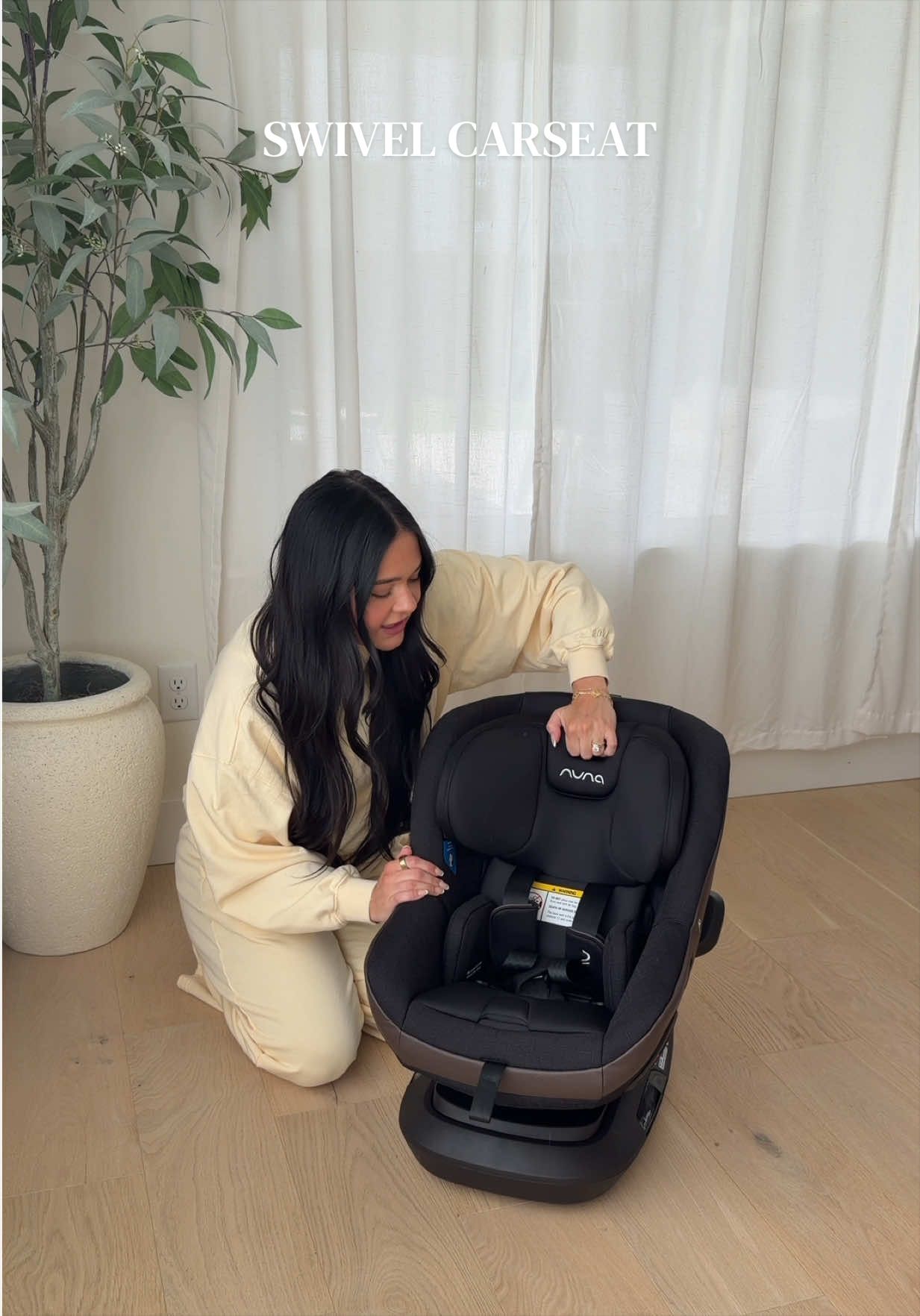 WHAT DO WE THINKKKK!!! i love it✨✨✨ #carsest #nuna #nunacarseat #baby #Lifestyle 