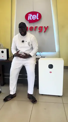 Parce que nous sommes les docteurs de vos installations solaires ! 🥼 +223 73-11-16-41 🇲🇱  #fyp #pourtoi #solaire #goitasolaire7 #batterielithium 