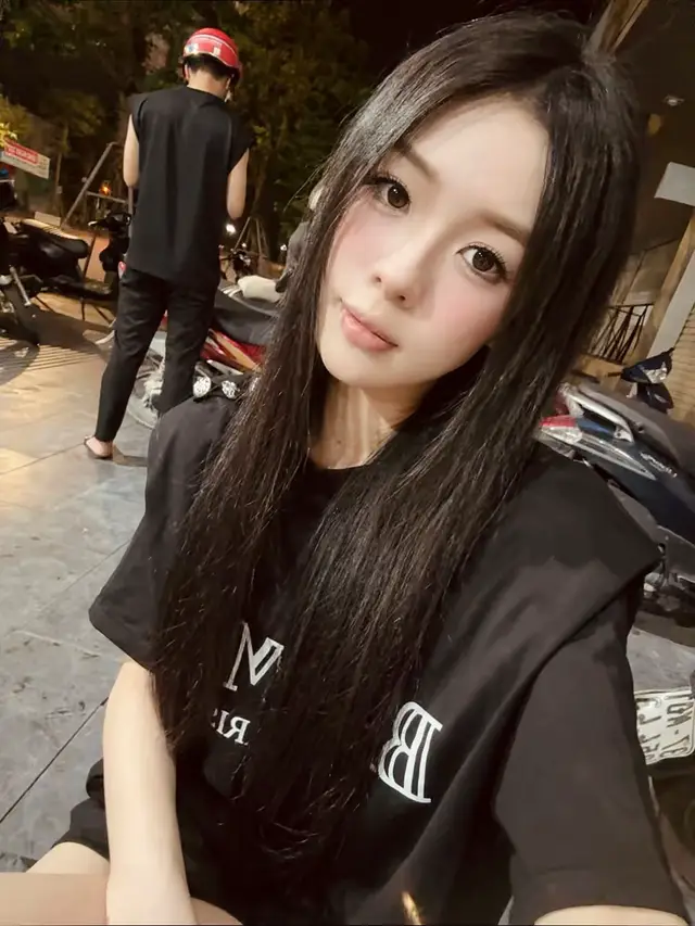 Học cách mặc kệ đi,  Nắng chiếu tới ai thì người đó ấm.