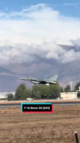 Suban el volumen 🔈🔈 #fyp #chile #fach #f16 #block50