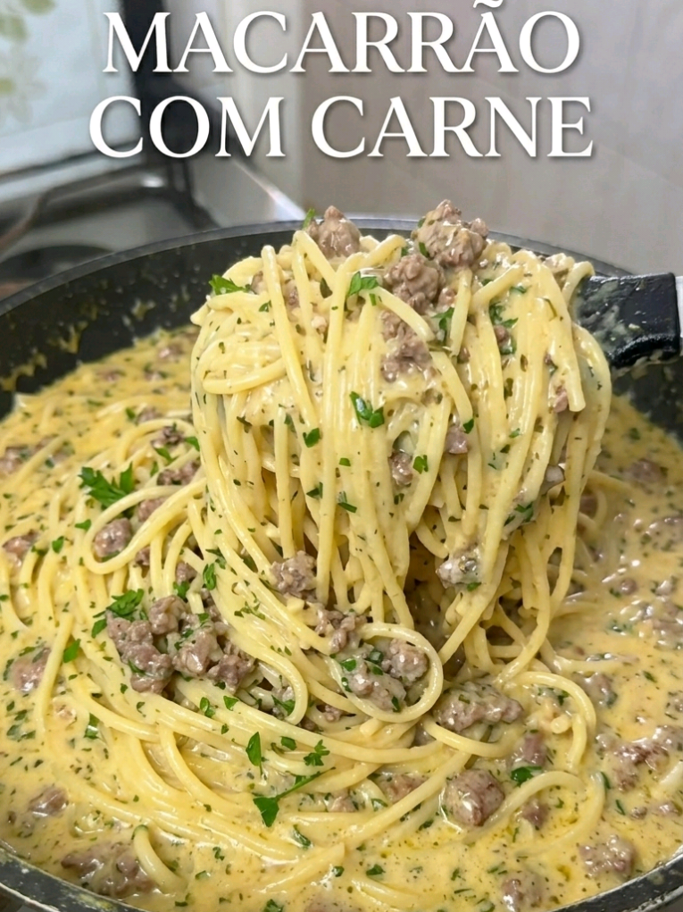 Macarrão com carne #receitaviral #viral #receitafacil #macarrão #macarrãocomcarne 