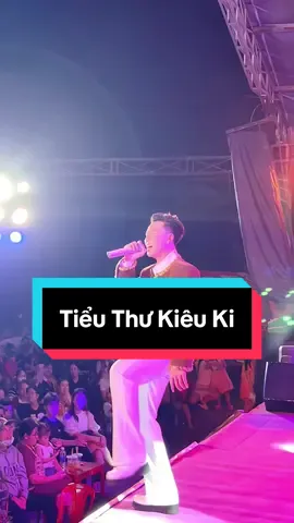 🎵Anh nhớ khi xưa còn thơ cùng e hát hay ca mộng mơ i a…nhớ hoài nhớ hoài tuổi thơ ôi sao thật xinhhh ❤️ #tieuthukieuky #chanhao #viraltiktok #xuhuongtiktok 