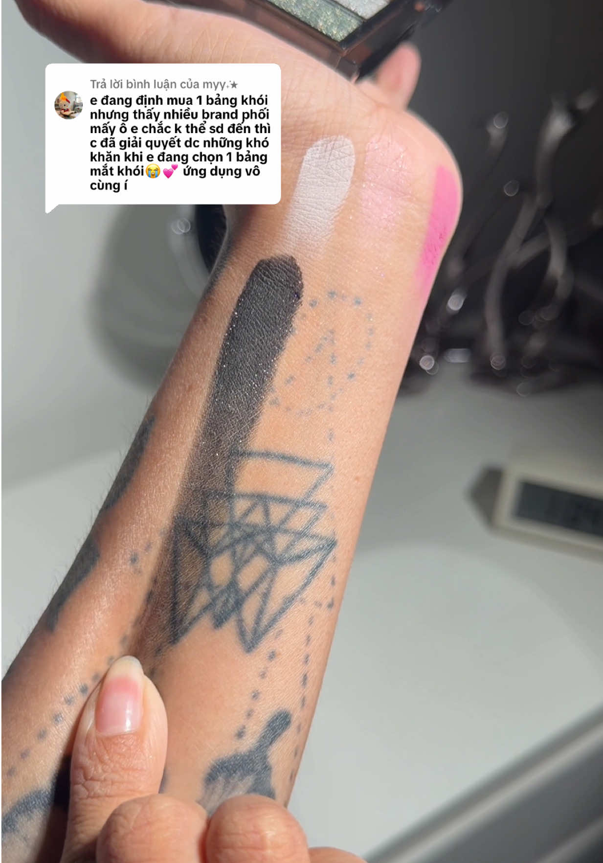 Trả lời @myy˖࣪⭑ swatch full màu các ô có trong In to the Foxieverse cho cả nhà xem nhaaaa #foxiereview #foxiemakeup #intothefoxieverse 