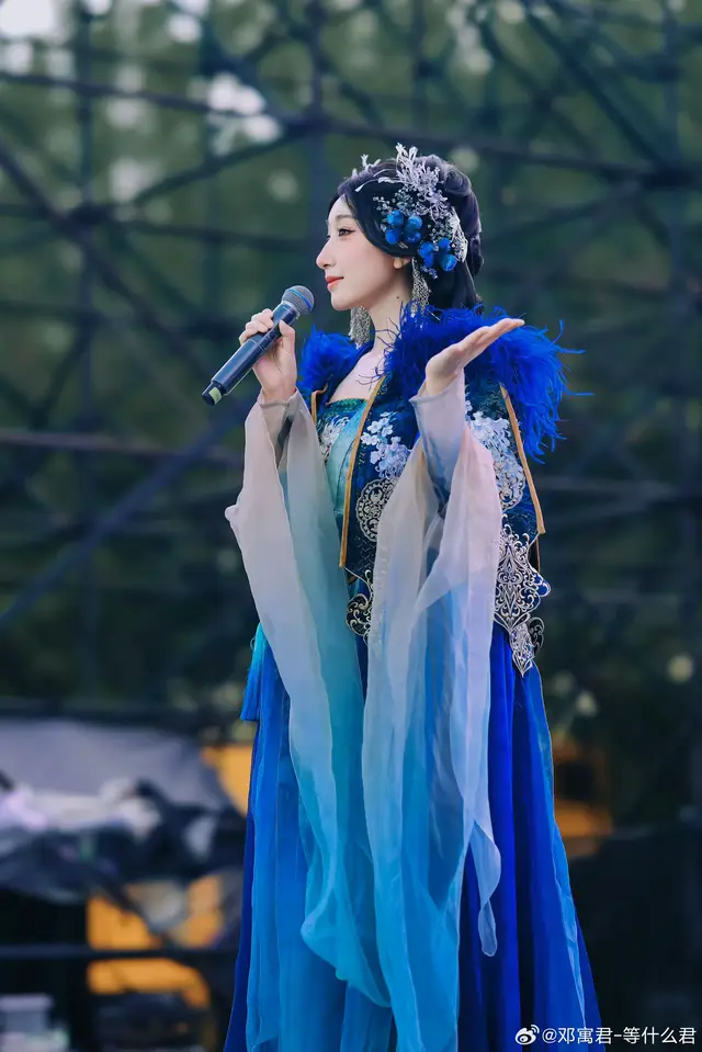 Lễ hội âm nhạc Linh Long (灵龙音乐嘉年华) ngày 01/5/2026 đã thành công tốt đẹp. Chúc cả nhà nghỉ lễ vui vẻ và chuẩn bị bắt đầu tháng mới thật rực rỡ nha! ❤️❤️❤️ #dangthapmaquan #等什么君 #nhactrungquoc 