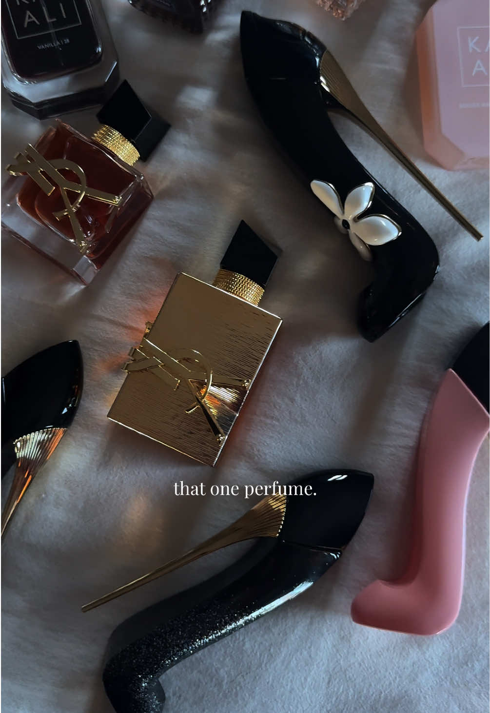 that one perfume >  it’s so pretty✨ #perfume #perfumeaddict #fragrance #perfumetiktok #fyp 