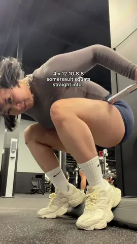 they look sus but TRUST ME try them. Made my legs look crazy #GymTok #Fitness #workouts 