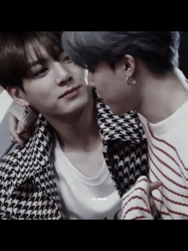The way Jk looks at Jm is surreal😫 #jimin #jungkook #jikook #kookmin🐰🐥 #fyp 