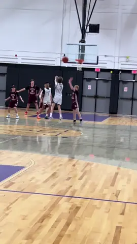 🥹🥹 #blowthisup #fyp #buzzerbeater #basketball #tuff 