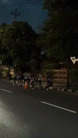 Penghuni Jogja10k🫣🫣 Elite Nasional Indonesia  #Running #run #joging #pelarikonten #fyppppppppppppppppppppppp 