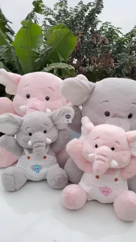 Tinh giản nhưng không đơn điệu - nét xinh đến từ sự nhẹ nhàng ✨ Voi yếm shop đủ size sẵn hàng nha mấy nàng 🧸#xuhuong #gaubongcaocap #viraltiktok #mẹtintrumsigaubong88 #fypシ 