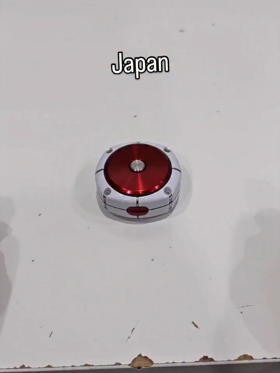 cube into a surprised #ai #aitrend #Cubetransfarm #ai viral #ai cube