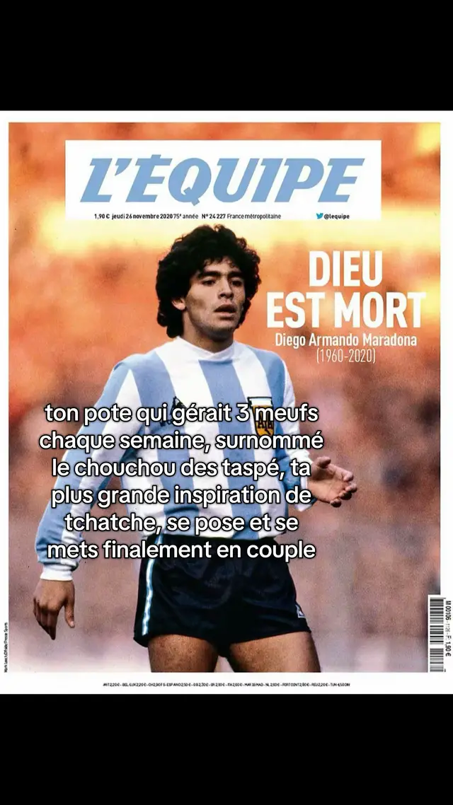 Diego Maradona est né le 30 octobre 1960 à Lanus, près de Buenos Aires, en Argentine. Issu d’un milieu modeste, il grandit dans le quartier déshérité de Villa Fiorito, au sein d’une fratrie de quatre enfants. Dès son plus jeune âge, il n’a qu’un rêve, devenir footballeur et remporter la Coupe du monde. A 16 ans, en février 1977, il intègre l’équipe du Onze argentin et devient le plus jeune joueur professionnel de l’histoire du football. Surnommé 